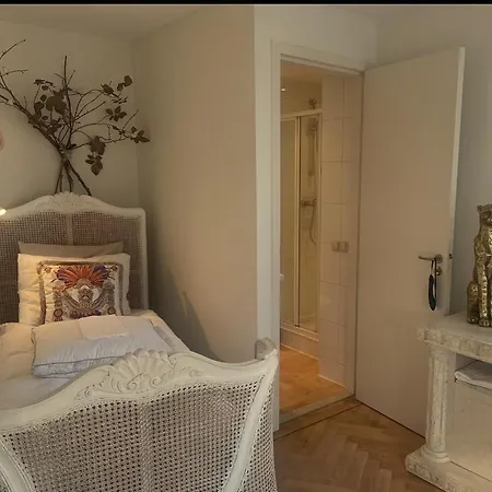 Luxury Lakeside In The Heart Of The Netherlands * Breukeleveen