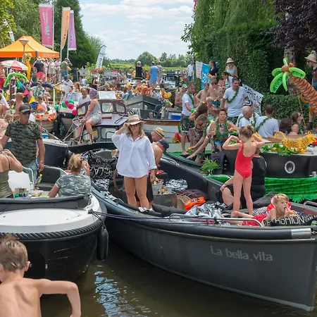 Lägenhet Luxury Lakeside In The Heart Of The Netherlands Breukeleveen